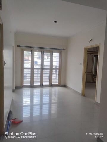 Living Room in 2 BHK Apartment at Banaswadi – for Rent