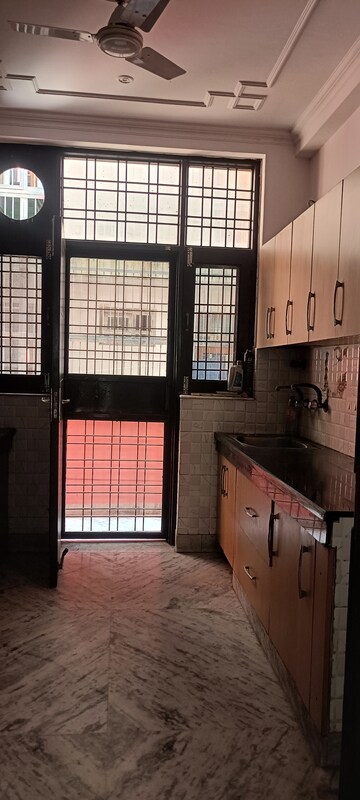 Kitchen in 3 BHK Villa at Sector 50 – for Rent