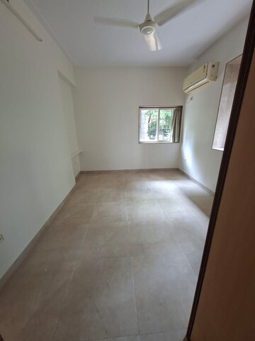 Room in 2 BHK Apartment at Bandstand Apartment, Bandra West – for Rent