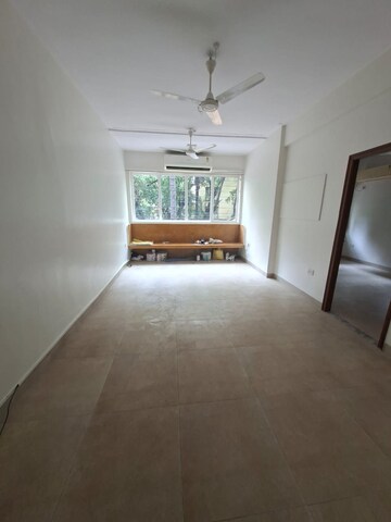 Room in 2 BHK Apartment at Bandstand Apartment, Bandra West – for Rent