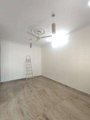 Room in 2 BHK Builder Floor at Hsr Layout – for Rent