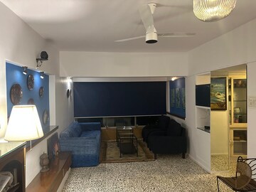 Living Room in 2 BHK Apartment at Pali Hill – for Rent