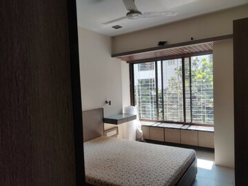 Bedroom in 4 BHK Apartment at Cenced Apartment Pali Hill, Pali Hill – for Rent
