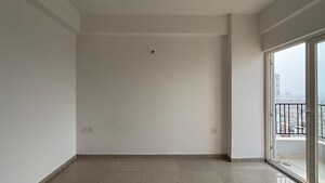 Room in 3 BHK Apartment at Homes 121, Sector 121 – for Sale