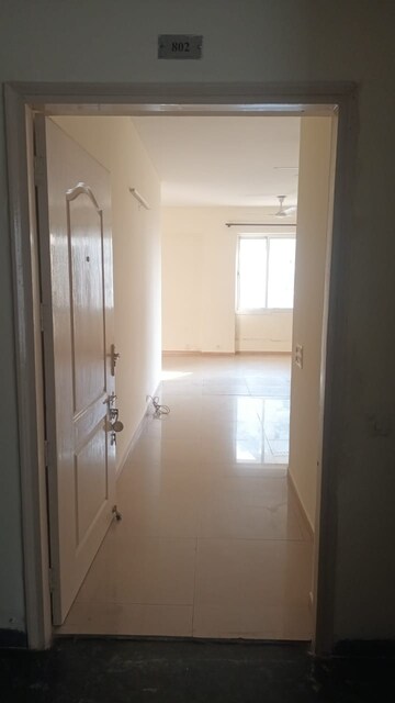 Bathroom in 4 BHK Apartment at Bestech Park View City 1, Sector 48 – for Rent