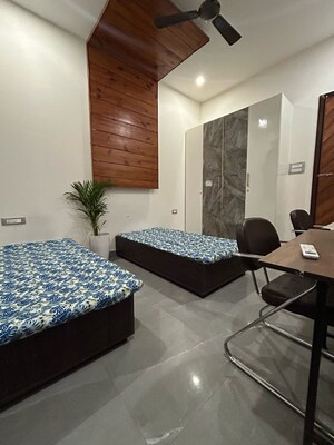  Pg For Rent in Butler Colony