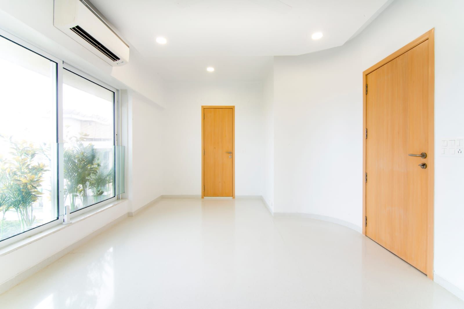 3 BHK Apartment For Rent in Mirchandani Triton