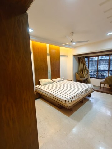 Bedroom in 3 BHK Apartment at Dara House, Khar West – for Rent