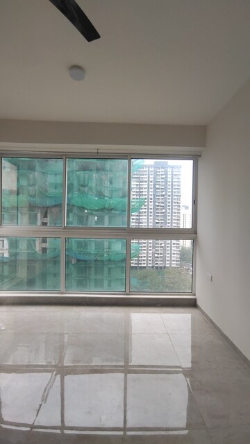 Room in 2 BHK Apartment at Tata Serein, Pokhran Road No Two – for Rent