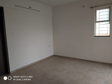 Room in 2 BHK Apartment at Royal Orange County, Rahatani – for Rent