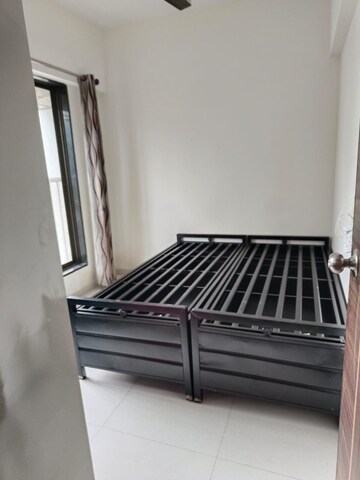 Room in  Pg at Goregaon East – for Rent