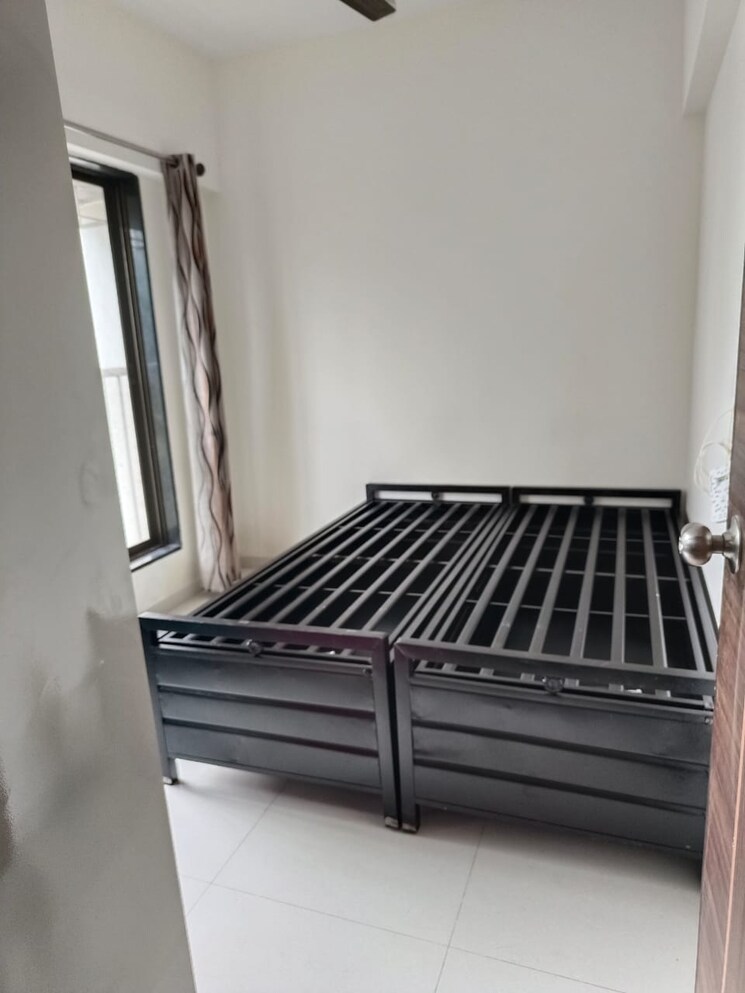 Room, goregaon east Pg For Girls In Goregaon East 8940283