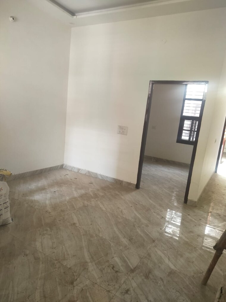 Room, kharar mohali road 3 Bedroom 80 Sq.Yd. Independent House In Kharar Mohali Road Kharar 8940278