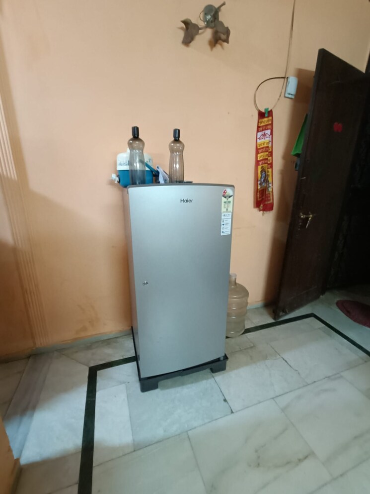 Bathroom, khirki extension 2 Bedroom 780 Sq.Ft. Builder Floor In Khirki Extension Delhi 8940285