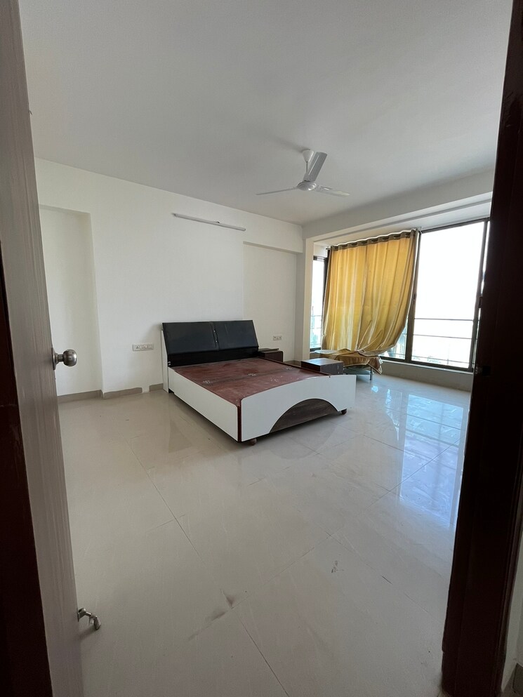 Room, shivraj-height 3 Bedroom 2600 Sq.Ft. Apartment In Khar West Mumbai 8940274