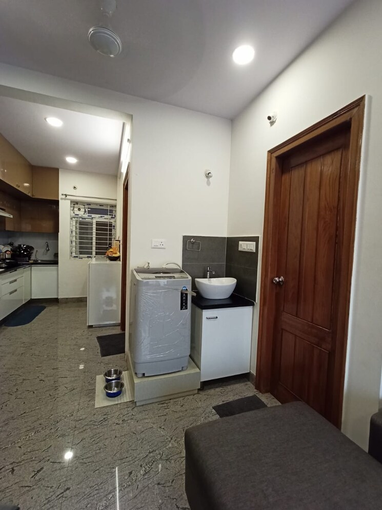 Master Bedroom, indiranagar 1 Bedroom 600 Sq.Ft. Builder Floor In Indiranagar Bangalore 8940339