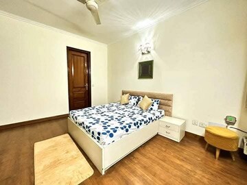 Bedroom in 2 BHK Apartment at Saket – for Rent