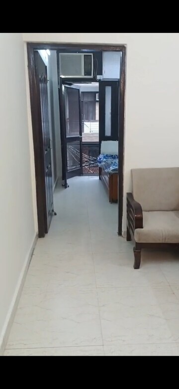 1 BHK Builder Floor For Rent in Lajpat Nagar 4