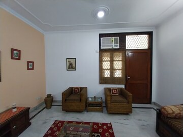 Living Room in 2 BHK Builder Floor at Lajpat Nagar I – for Rent