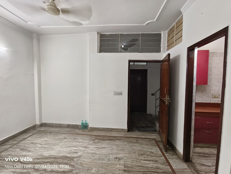 Room, vasant kunj 2 Bedroom 700 Sq.Ft. Apartment In Vasant Kunj Delhi 8940374