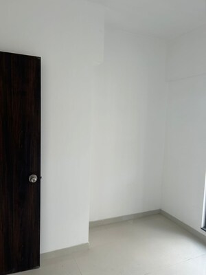 1 BHK Apartment For Sale in UK Iridium, Kandivali East