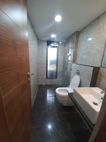 Bathroom in 3 BHK Apartment at Ekta Trinity, Santacruz West – for Rent