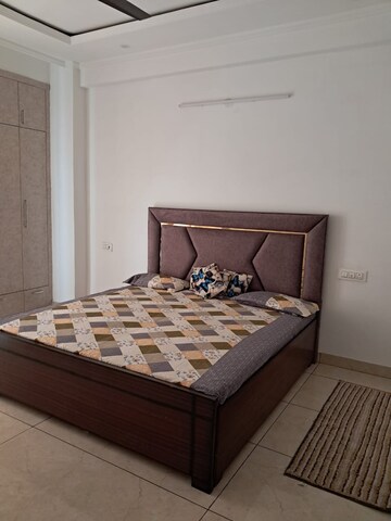 Bedroom in 3 BHK Apartment at Dhakoli – for Rent