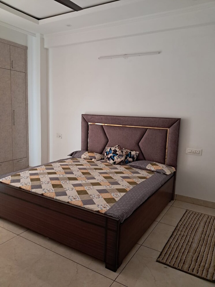 Bedroom, dhakoli 3 Bedroom 200 Sq.Yd. Apartment In Dhakoli Zirakpur 8940436