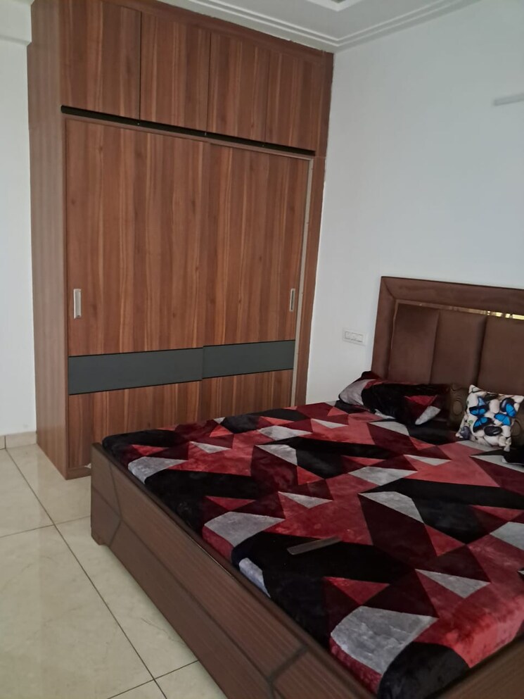 Bedroom, dhakoli 3 Bedroom 200 Sq.Yd. Apartment In Dhakoli Zirakpur 8940436
