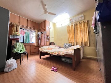 Bedroom in 3 BHK Apartment at Bhosale Nagar – for Rent