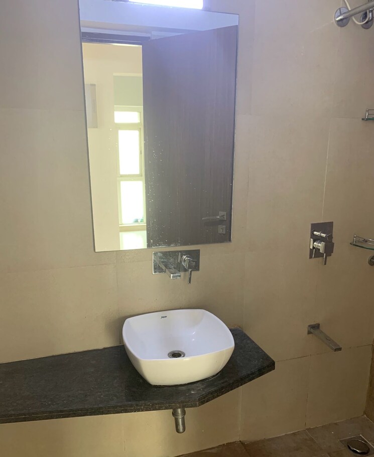Bathroom, omkar-meridia 3 Bedroom 1002 Sq.Ft. Apartment In Kurla West Mumbai 8940470