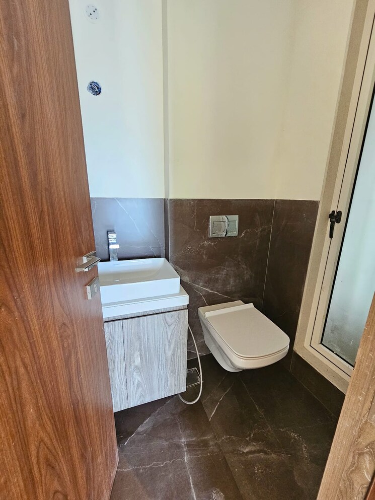 Bathroom, sdc-cassias 3 Bedroom 1173 Sq.Ft. Apartment In Bandra West Mumbai 8940464