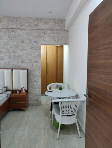 Master Bedroom in 3 BHK Apartment at Trishla City, Patiala Road – for Rent