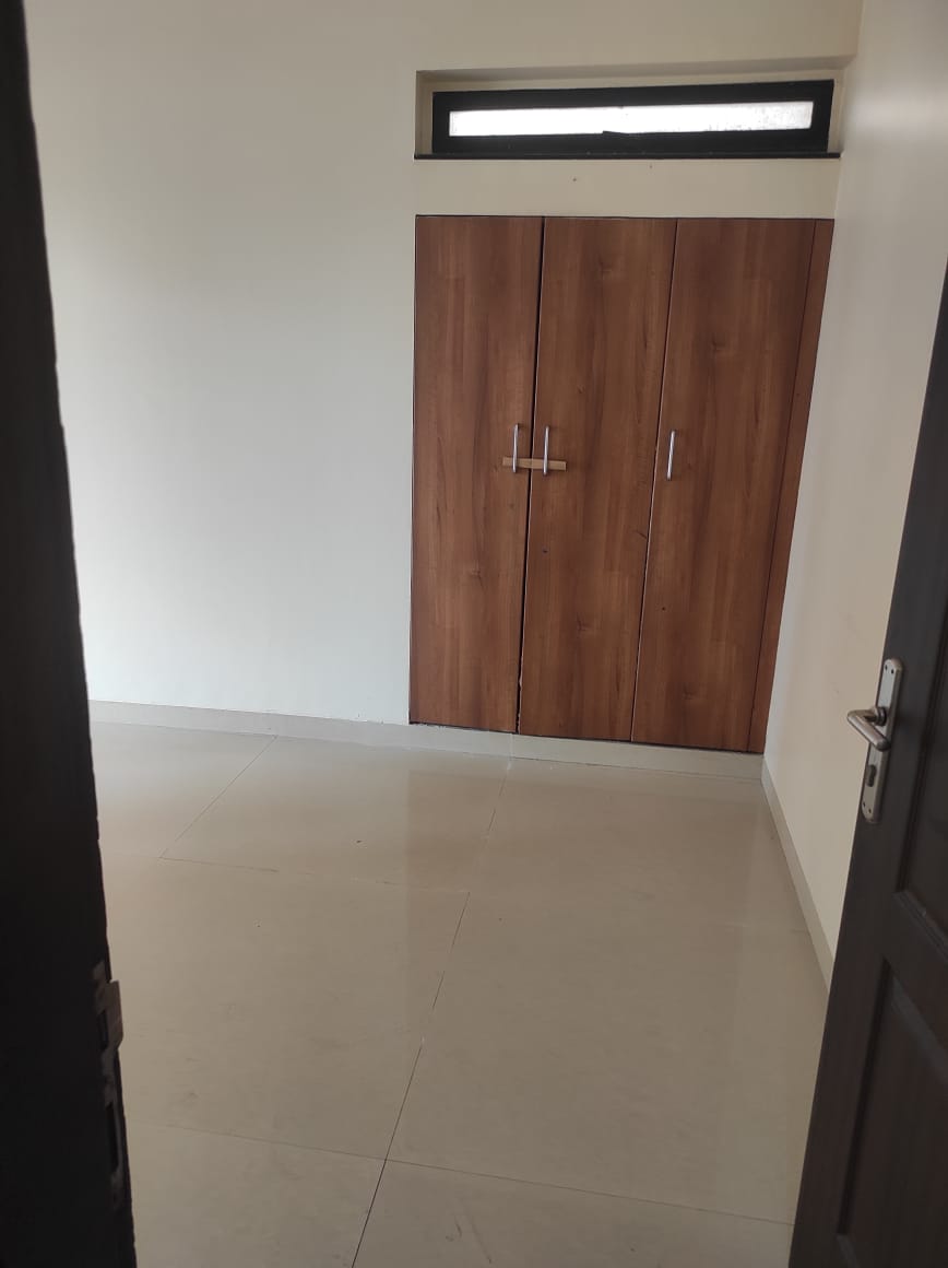 2 BHK 1200 Sq.Ft. Apartment in K Raheja Heights