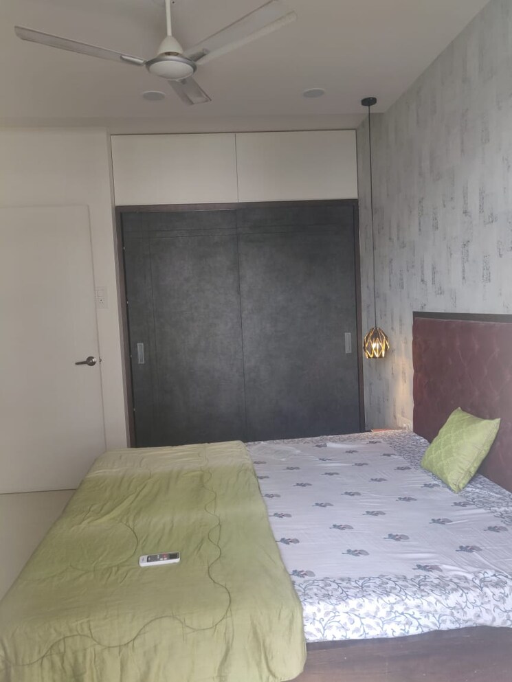 Bedroom, rohan-leher 3 Bedroom 1900 Sq.Ft. Penthouse In Baner Pune 8940491