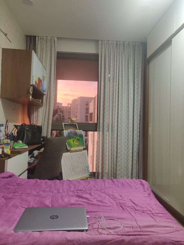 Bedroom, rohan-leher 3 Bedroom 1900 Sq.Ft. Penthouse In Baner Pune 8940491