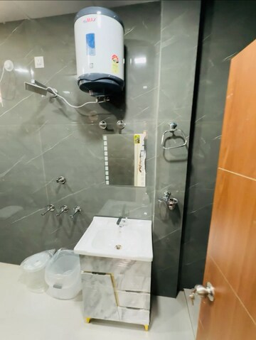 Bathroom in 5 BHK Villa at Latif Nagar – for Sale
