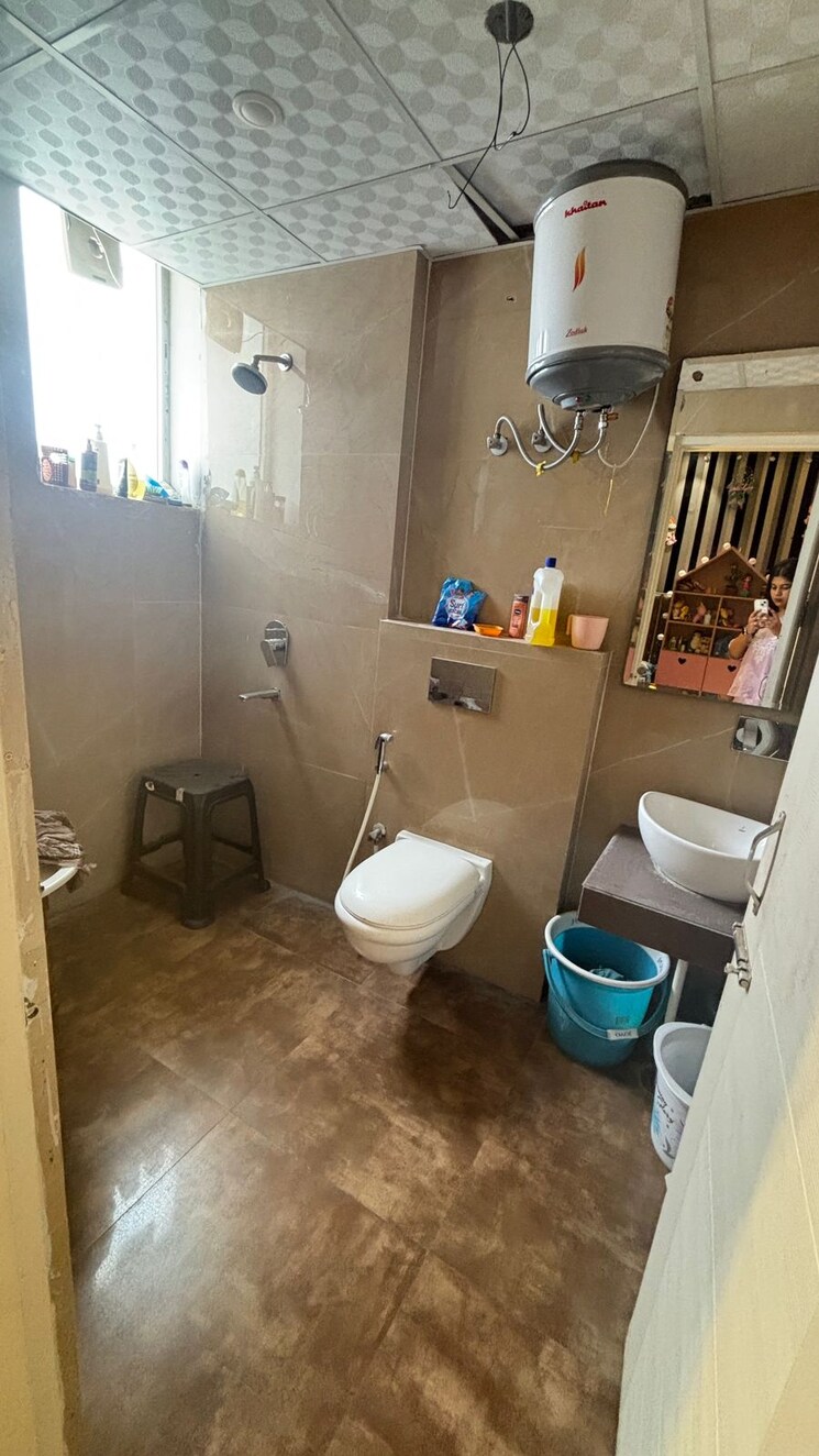 Master Bedroom, skyline-park 2 Bedroom 1800 Sq.Ft. Apartment In Vip Road Zirakpur 8940726