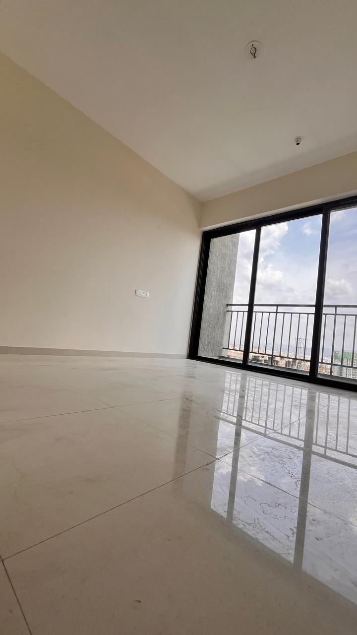 3 BHK Apartment For Rent in Mantra Mesmer