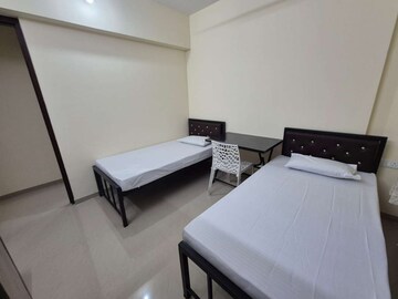 Room in  Pg at Goregaon East – for Rent