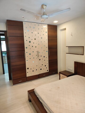 Room in 3 BHK Apartment at Puri Niketan, Chembur – for Rent