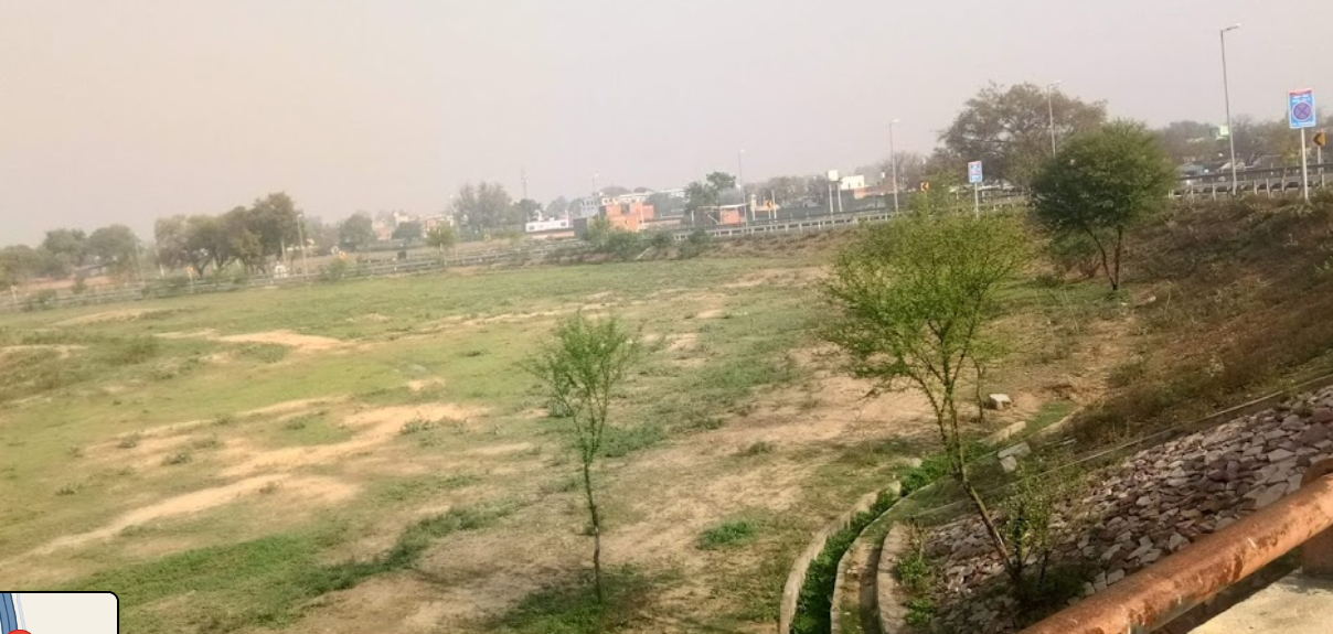 Plot For Sale in Yamuna Expressway Sector 