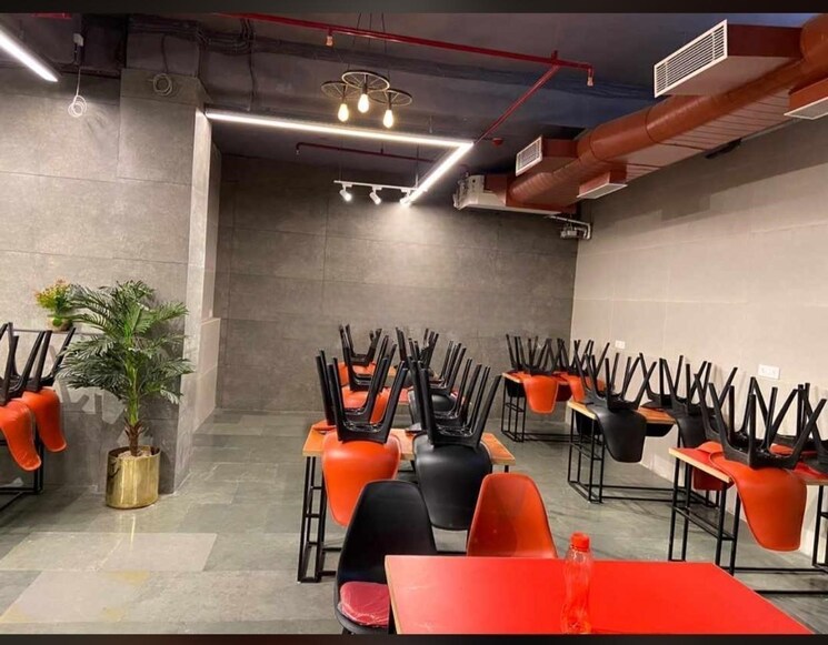 Gym, viman nagar Commercial Office Space 6500 Sq.Ft. In Viman Nagar Pune 8940785