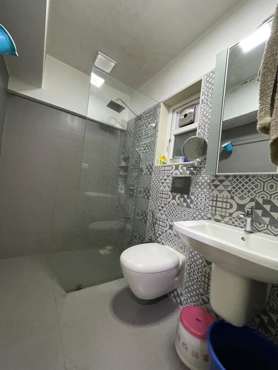 2 BHK + Extra Room Apartment For Rent in Kanakia Paris