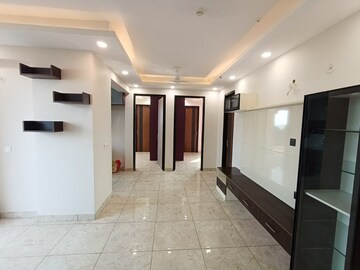 Building Lobby in 2.5 BHK Apartment at Ajnara Pride, Vasundhara Sector 4 – for Rent