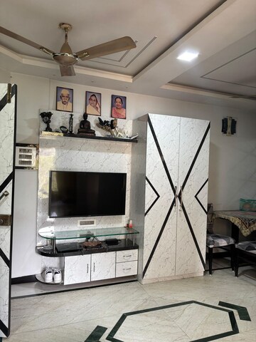 Team Area in 1 BHK Apartment at Kukreja Complex, Bhandup West – for Sale