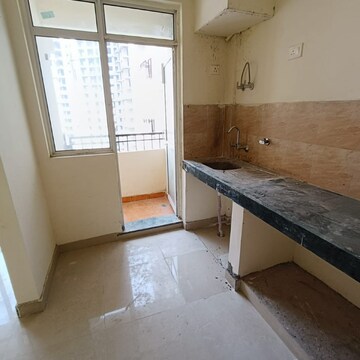 Room in 2 BHK Apartment at Jaypee Kensington Park Apartments, Sector 133 – for Sale