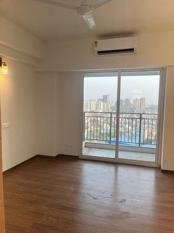 Room in 3 BHK Apartment at Godrej Woods, Sector 43 – for Rent