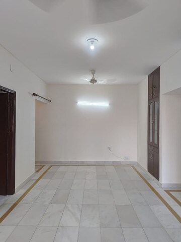 2 BHK Apartment For Rent in Ansal Sushant Estate, Sector 52