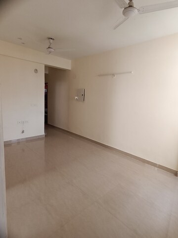 Room in 2 BHK Apartment at Shree Vardhman Mantra, Sector 67 – for Rent